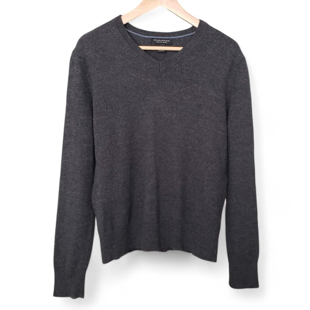 Banana Republic Extra Fine Merino Wool Sweater Men's V Neck Preppy Dark Grey L